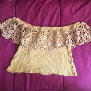 off the shoulder cropped tank top